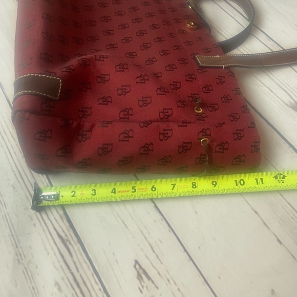 Dooney & Bourke Large Logo Tote - Picture 11 of 13